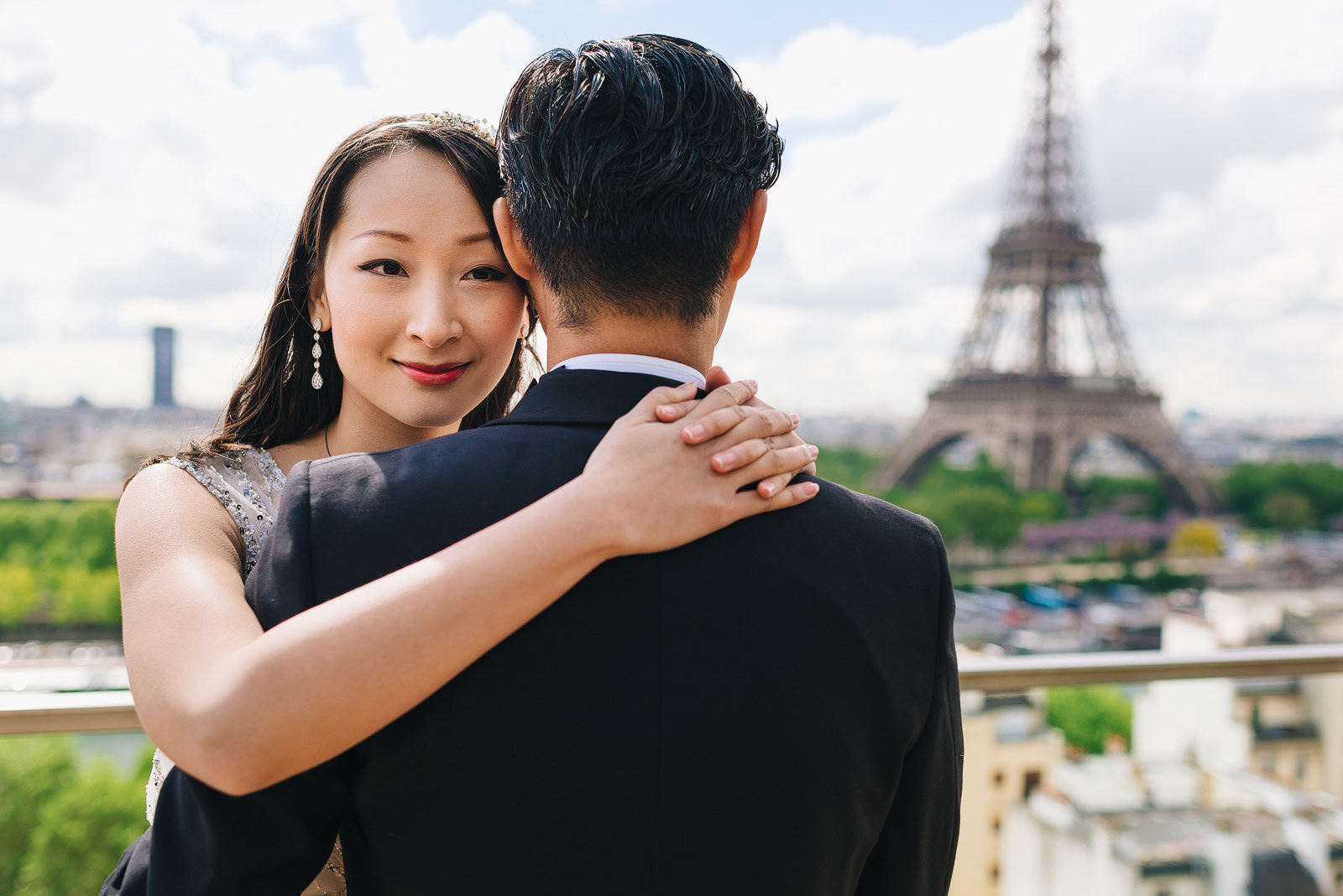 Destination elopement and wedding photographer in Paris