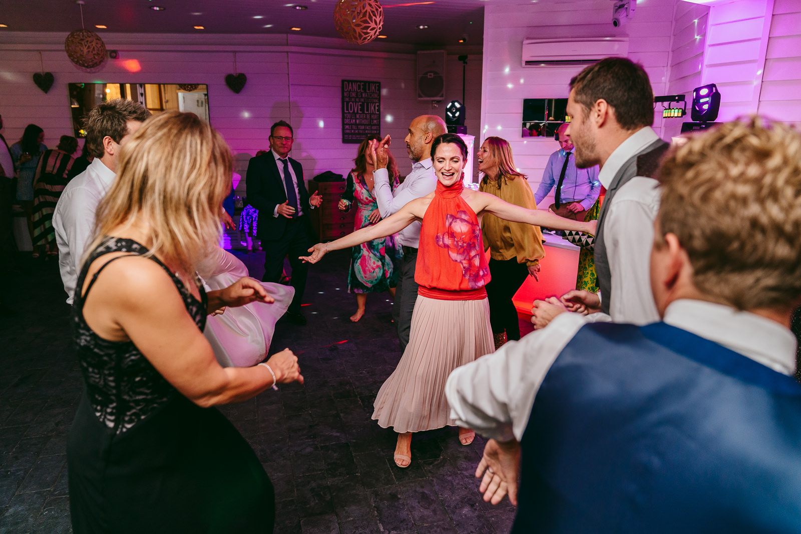 guests dance and party!